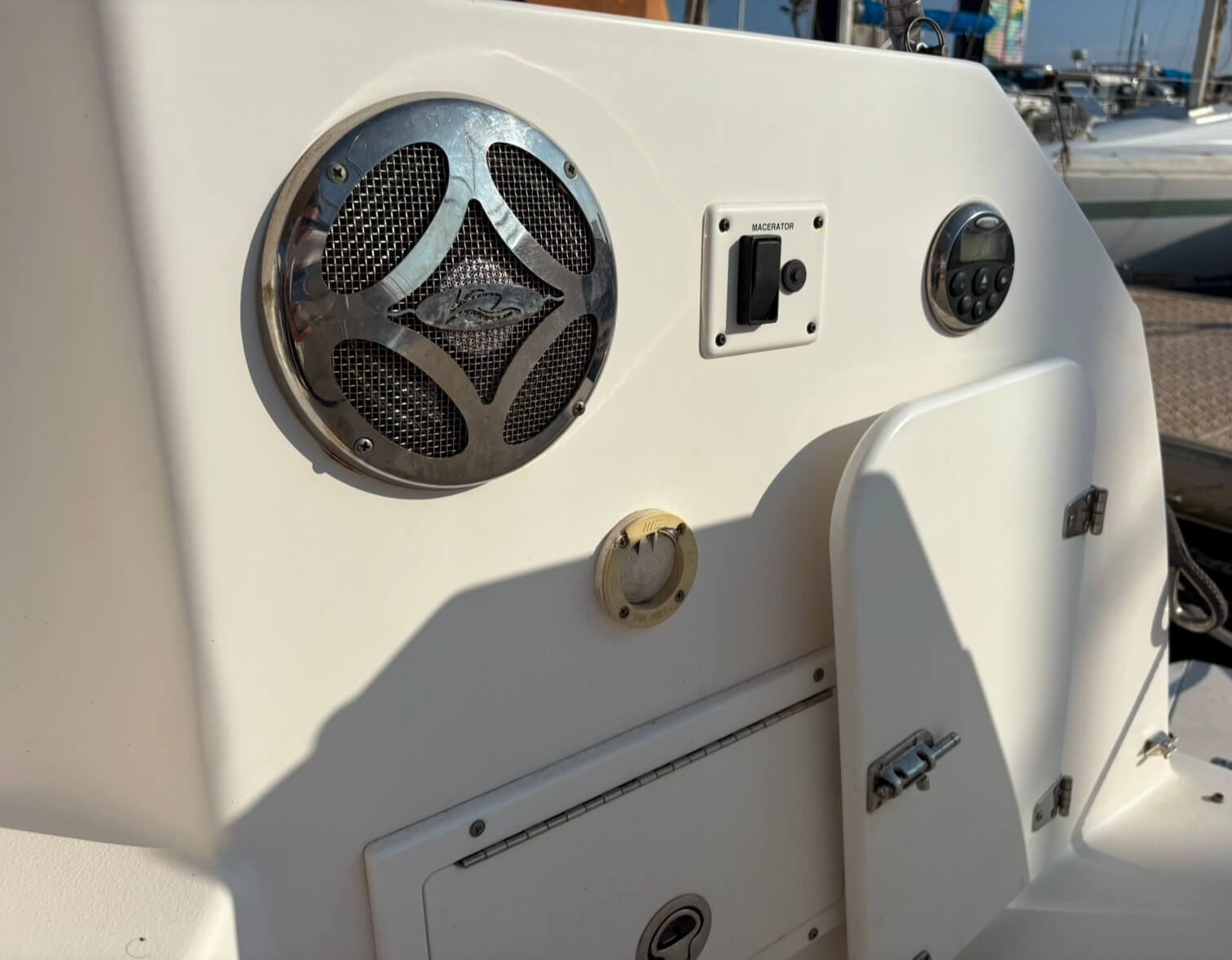 Rinker 300 Cruiser – Année 2008 Moteurs Neufs