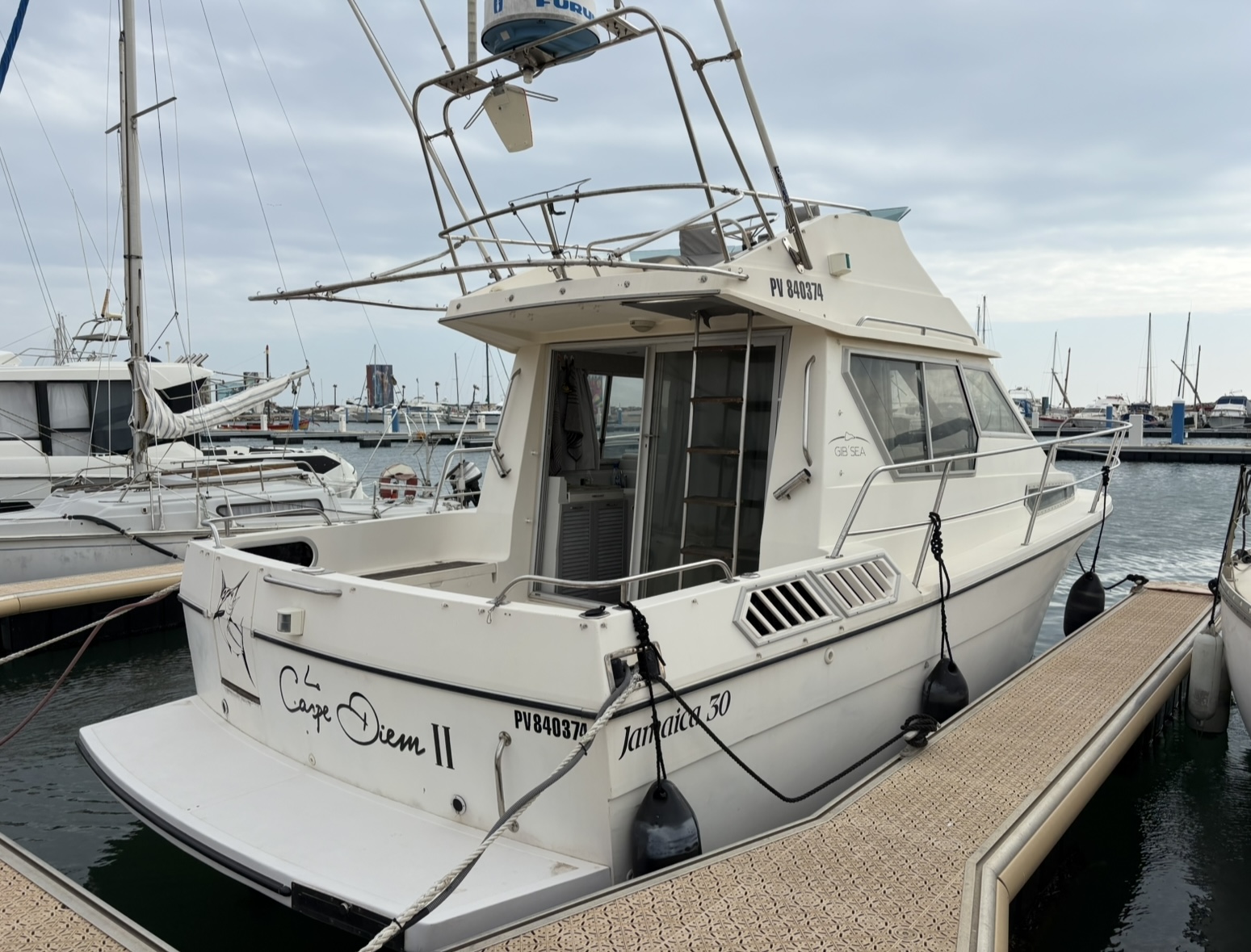 Jamaica 30 FB 2x 200cv