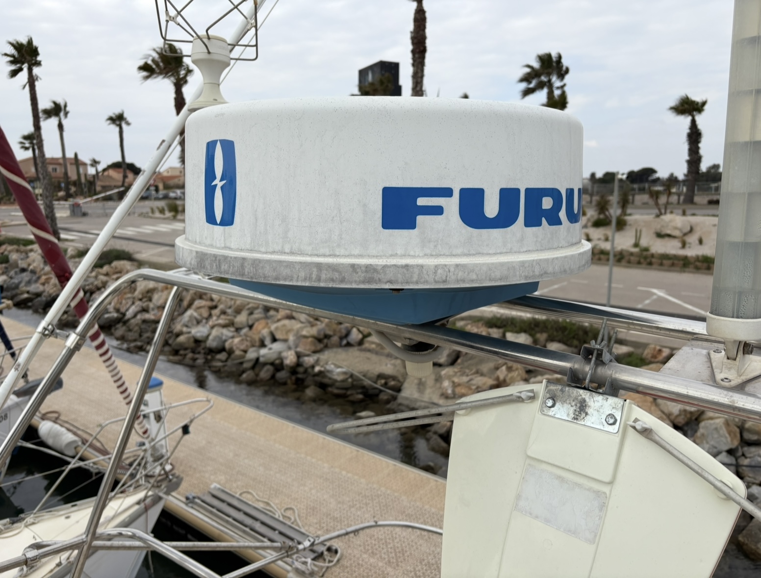 Jamaica 30 FB 2x 200cv