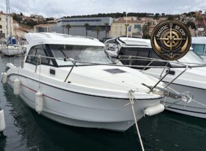 Beneteau Antares 8 OB (2016) – 200 CV Suzuki
