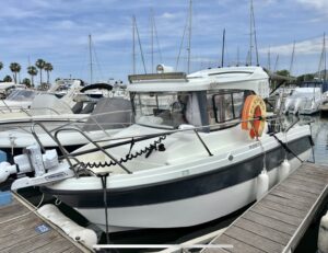 Parker 660 Pilothouse – 200cv Suzuki
