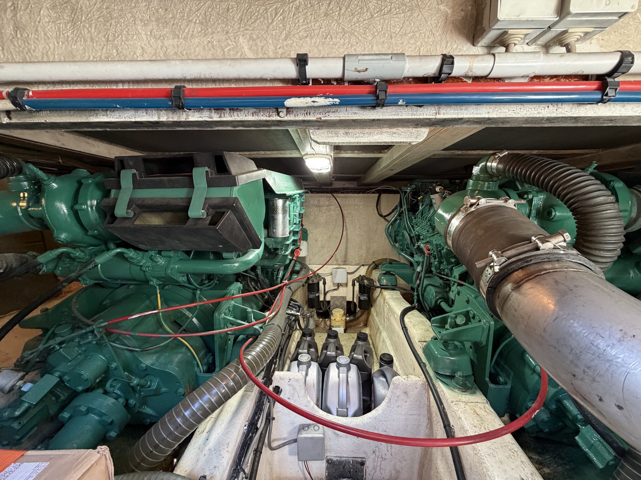 GUY COUACH 1201 2X 306CV VOLVO PENTA