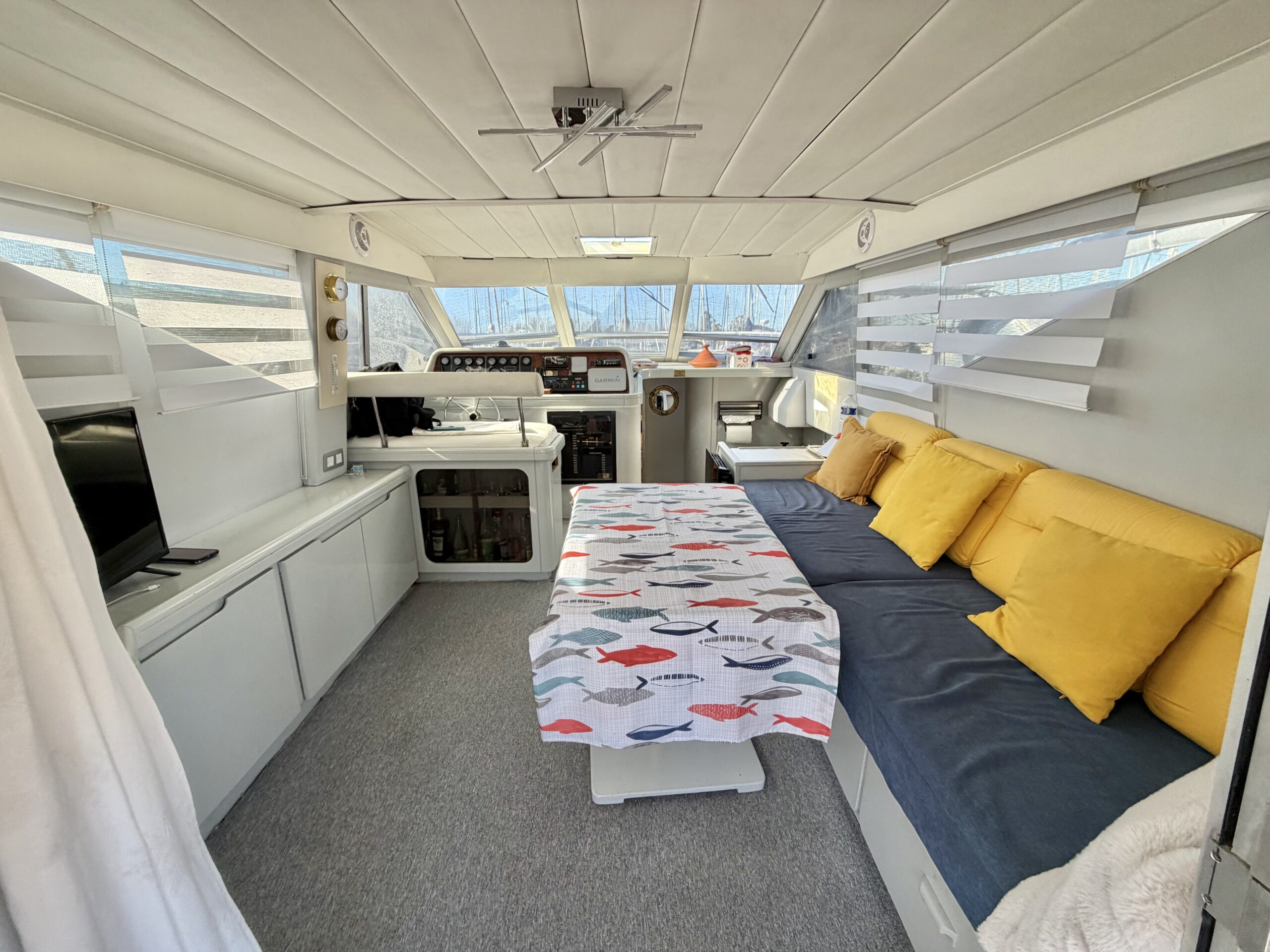 GUY COUACH 1201 2X 306CV VOLVO PENTA