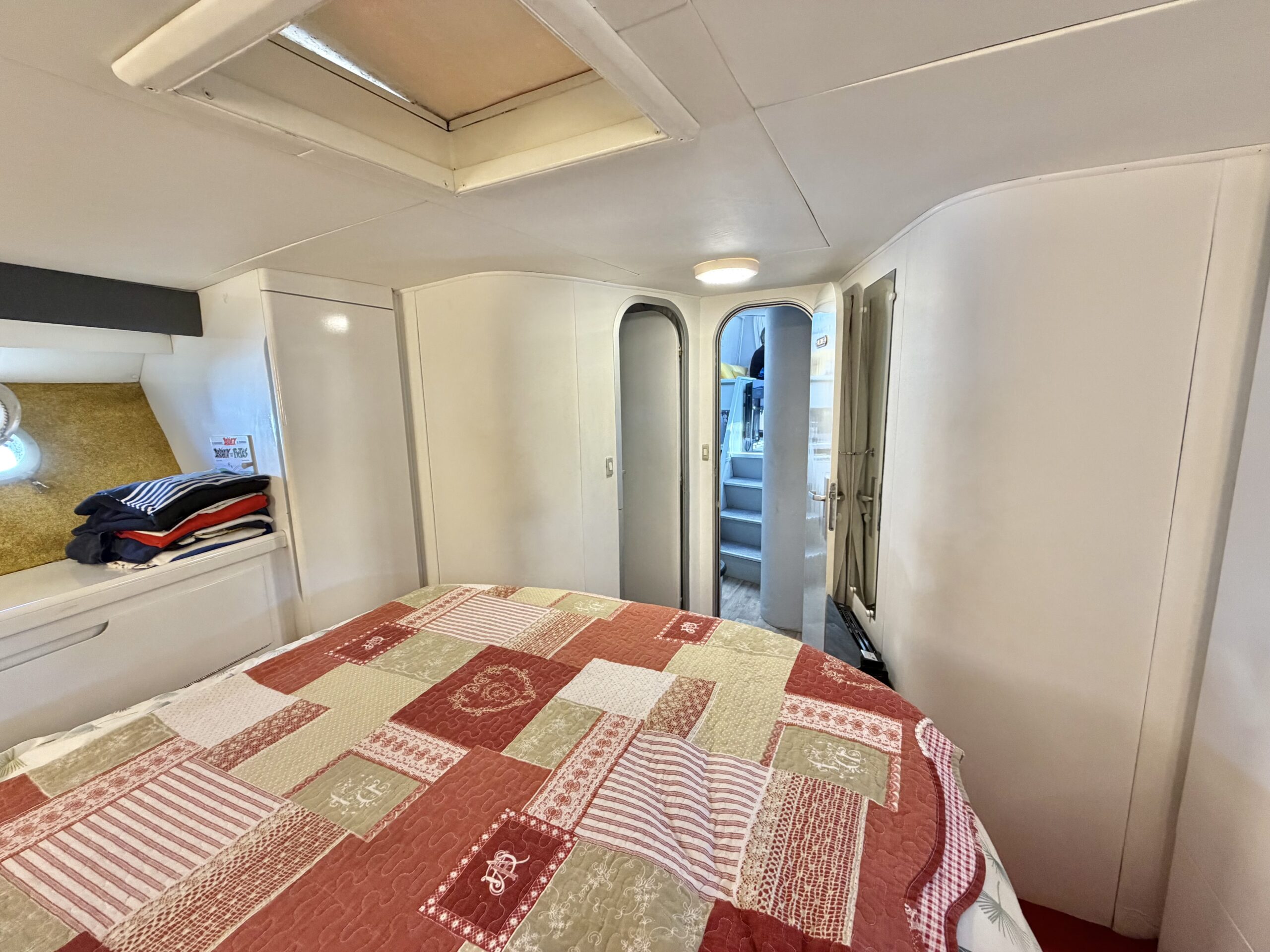 GUY COUACH 1201 2X 306CV VOLVO PENTA