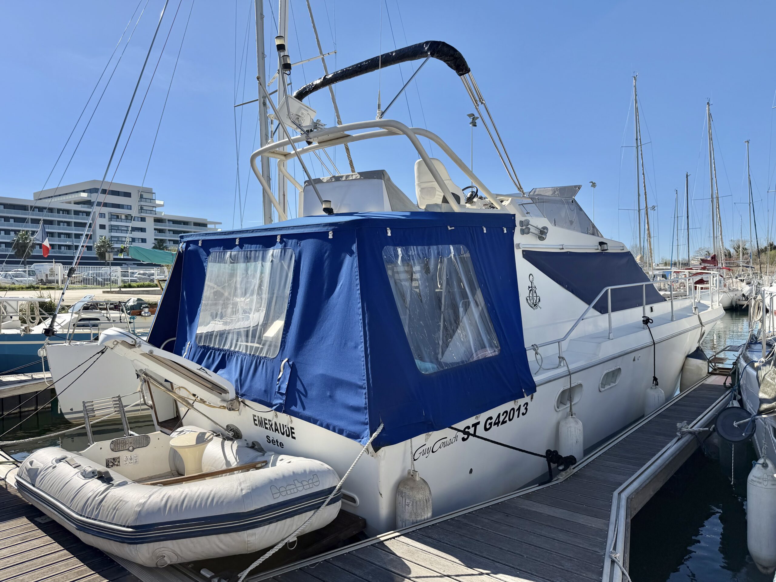 GUY COUACH 1201 2X 306CV VOLVO PENTA