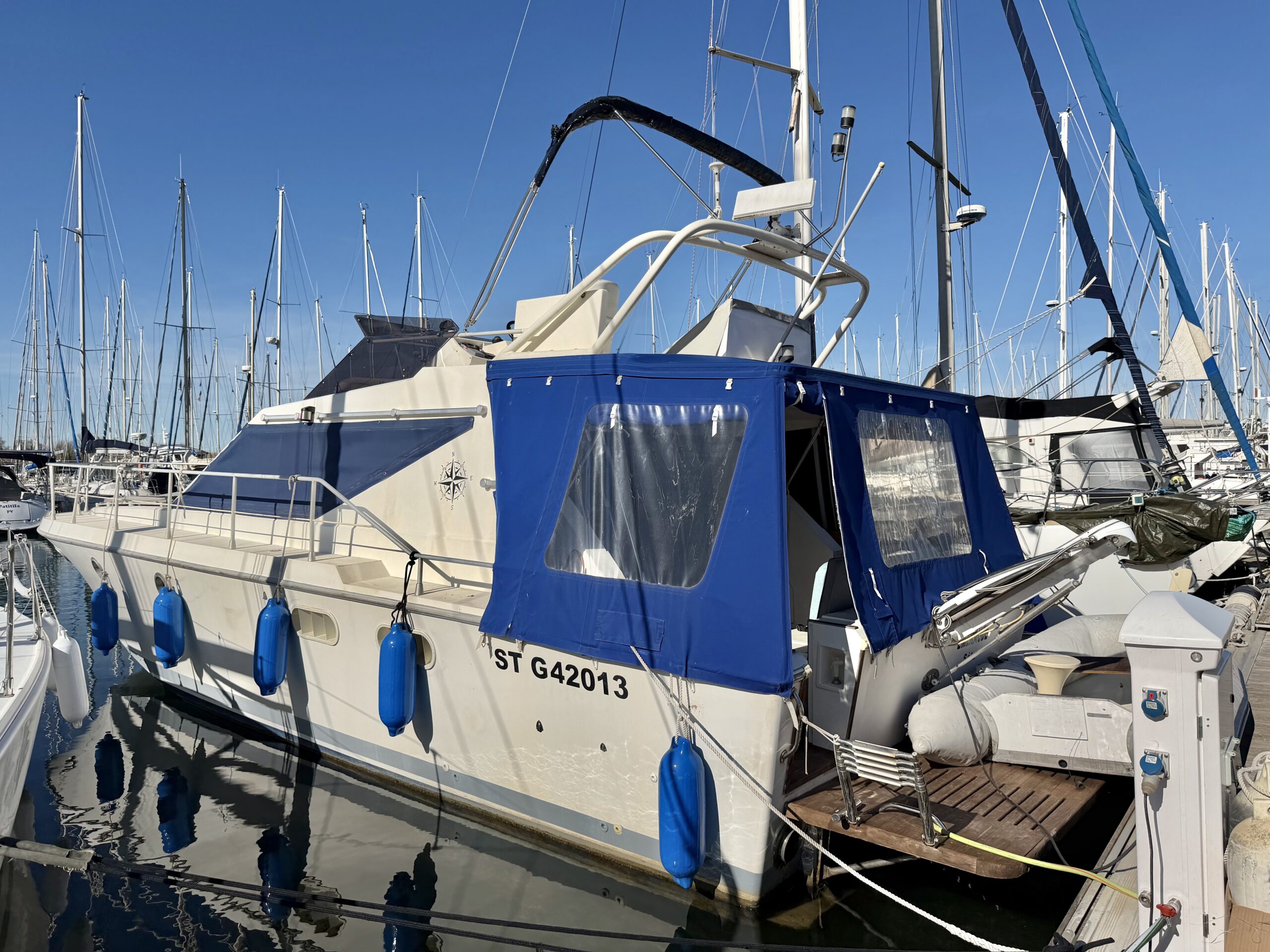 GUY COUACH 1201 2X 306CV VOLVO PENTA