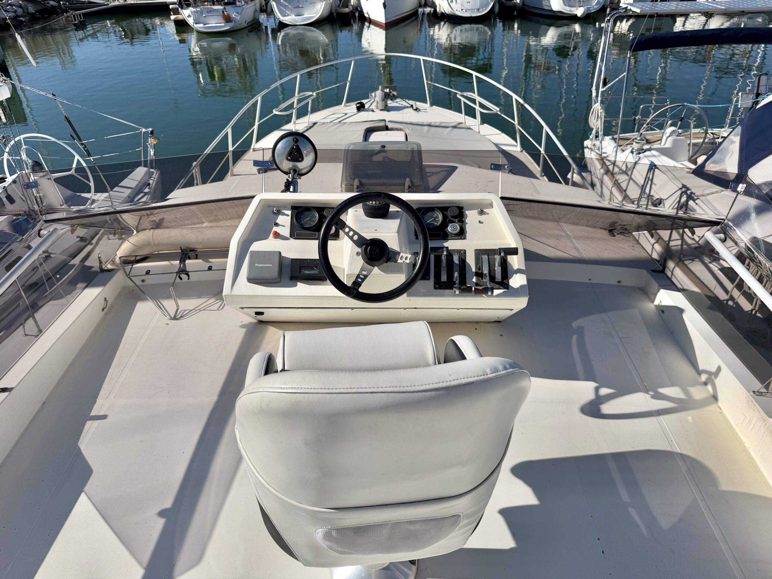 GUY COUACH 1201 2X 306CV VOLVO PENTA