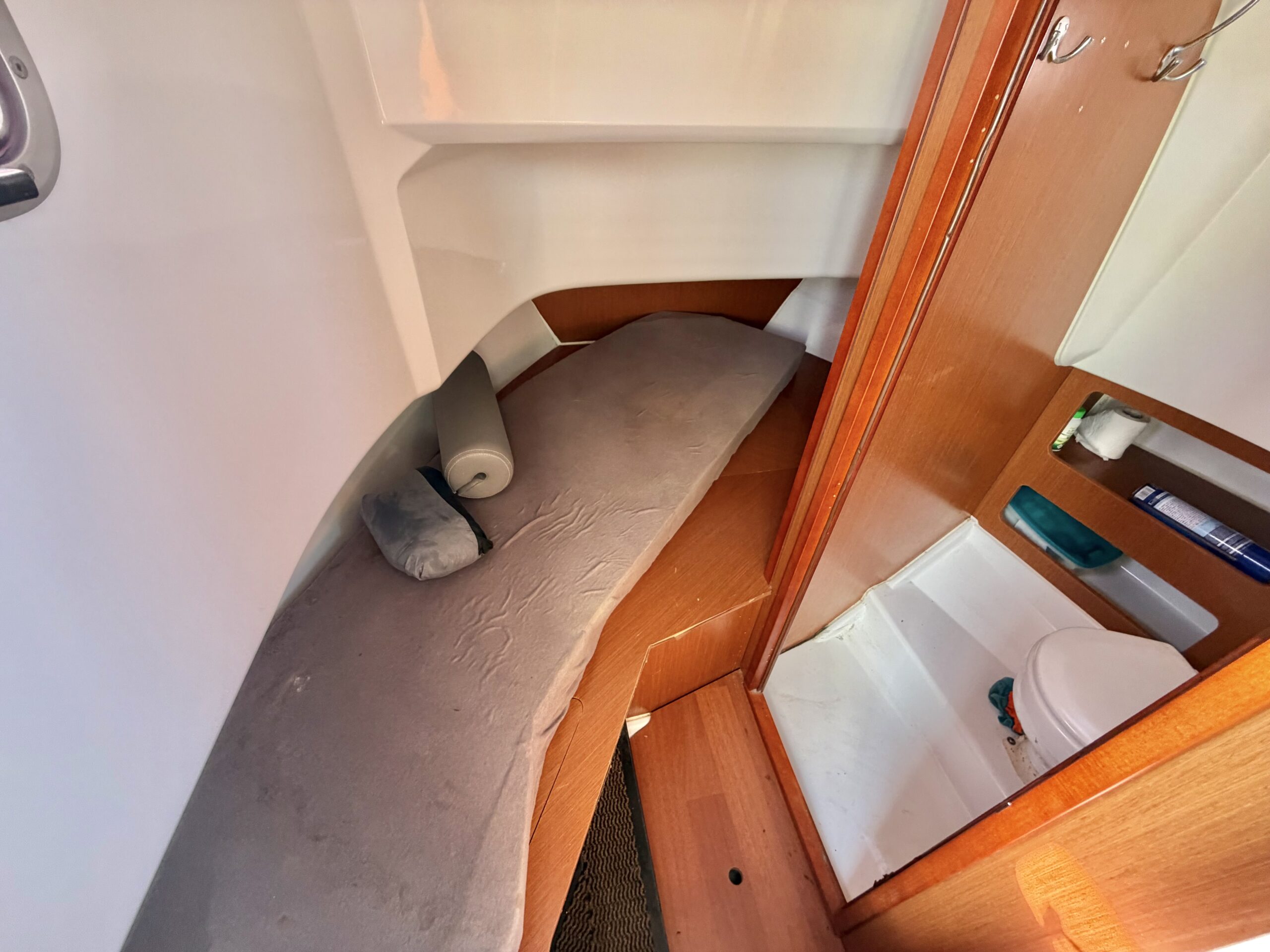 Beneteau Barracuda 7 – 200cv Yamaha