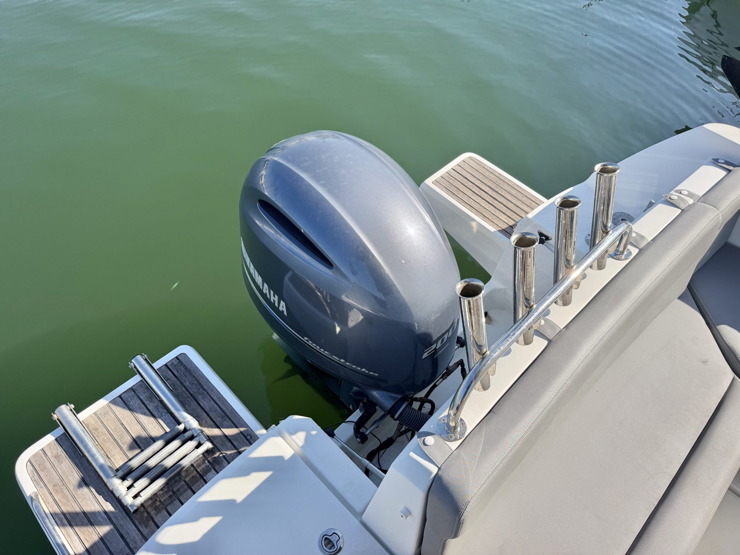 Beneteau Barracuda 7 – 200cv Yamaha