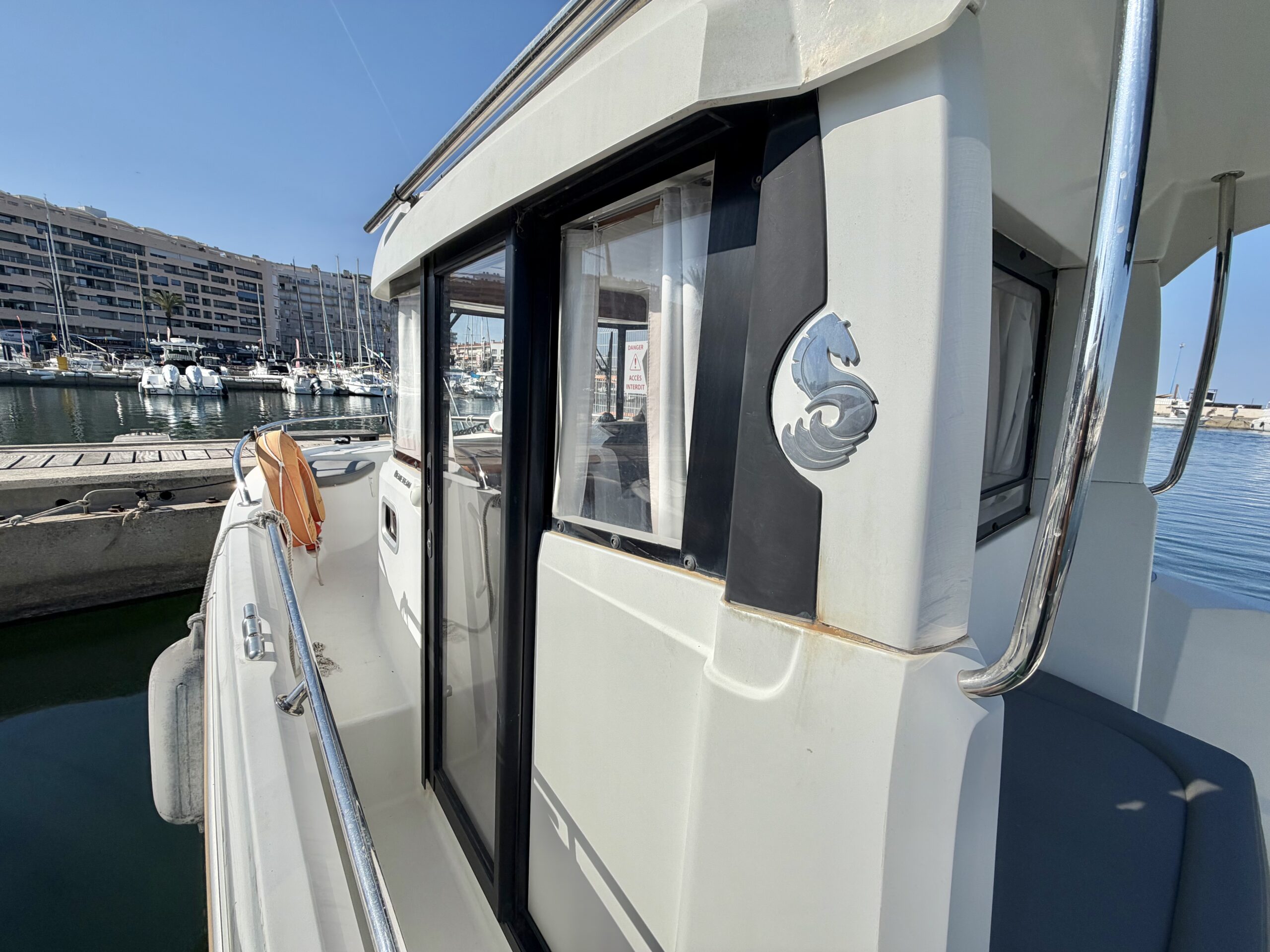Beneteau Barracuda 7 – 200cv Yamaha