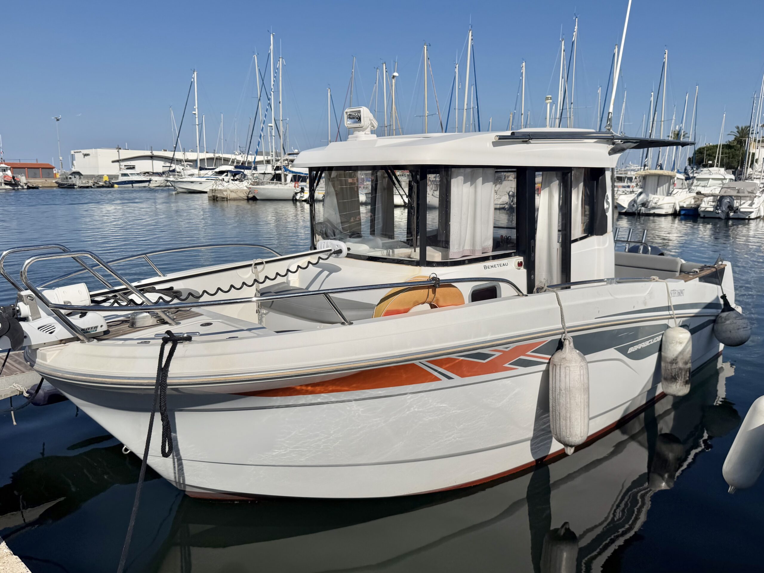 Beneteau Barracuda 7 – 200cv Yamaha