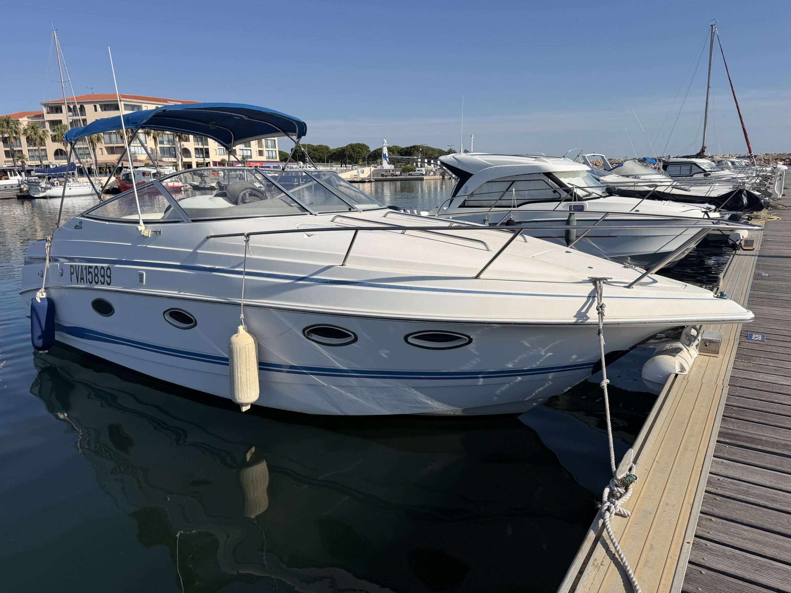 CHRIS-CRAFT CROWN 26 – Volvo Penta 5.7Gi 245 ch