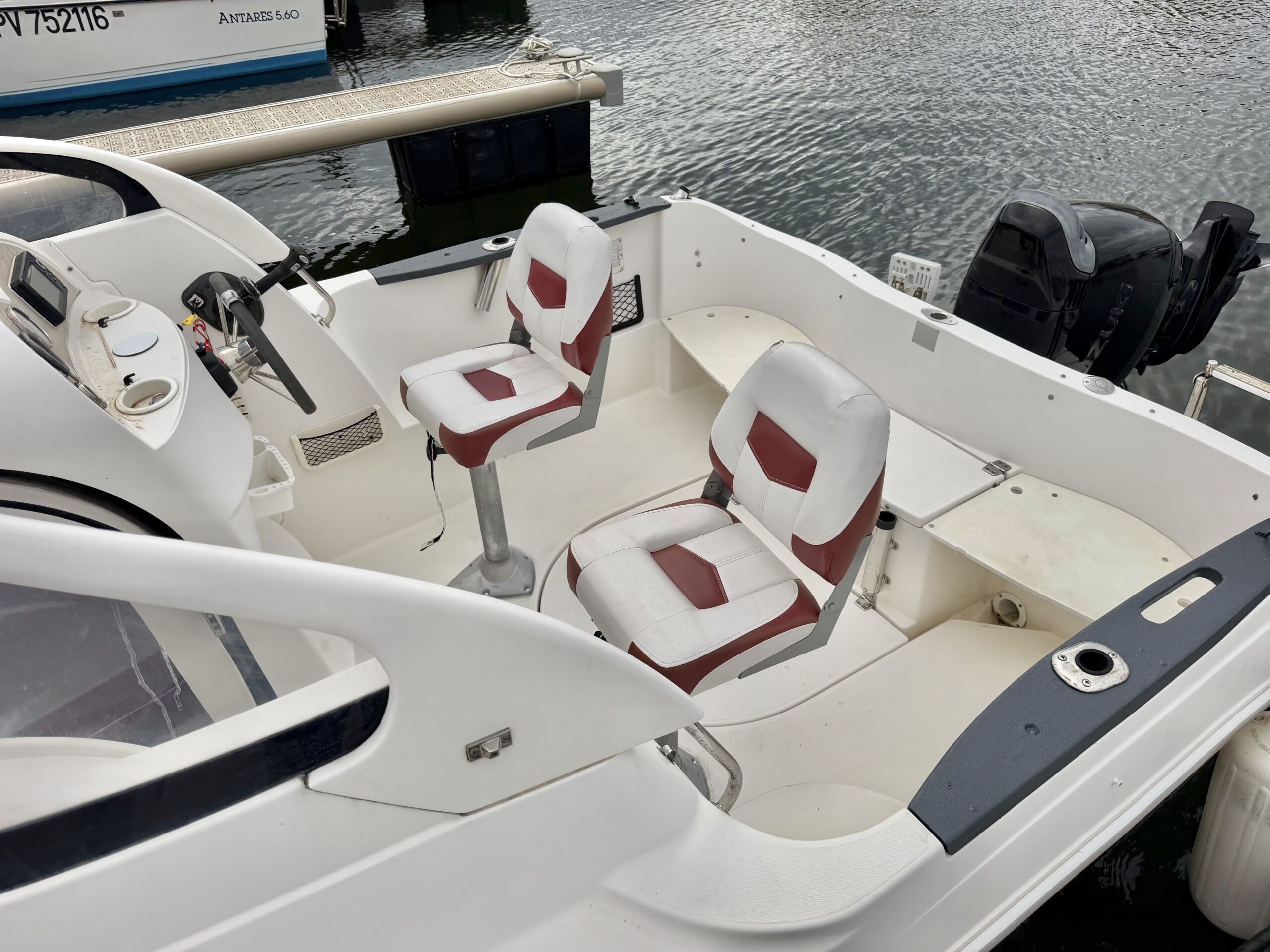 Quicksilver 540 Cruiser – 140 cv Suzuki 4T