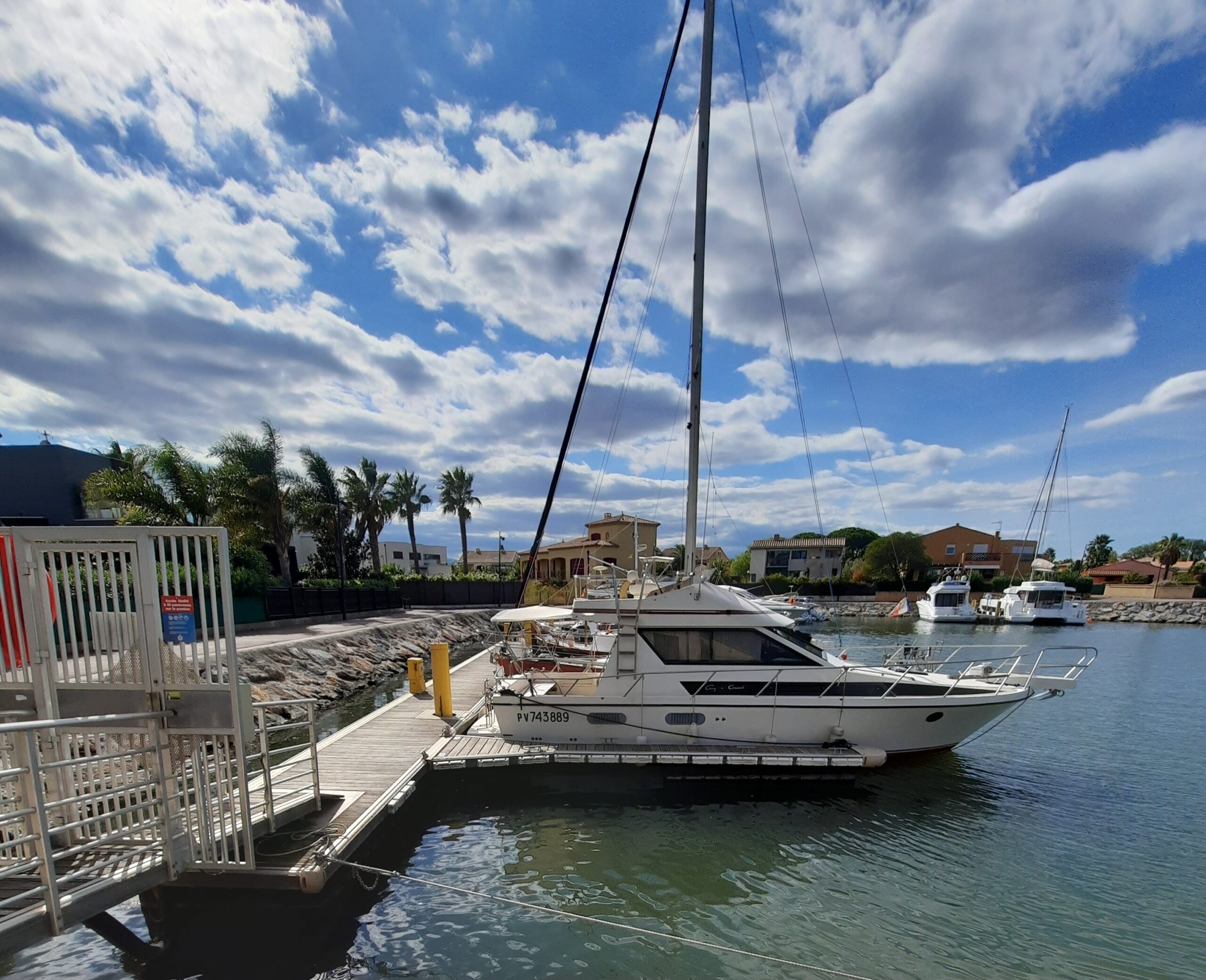 Amodiation Place De Port 10m x 4,10m