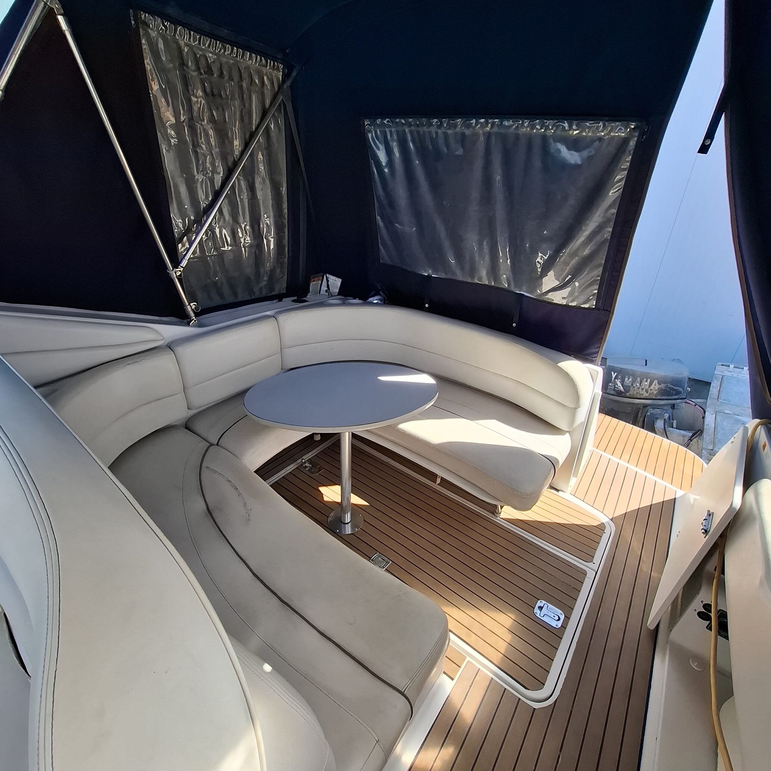 Four Winns 268 vista – Volvo Penta 5.0 GI 245 cv