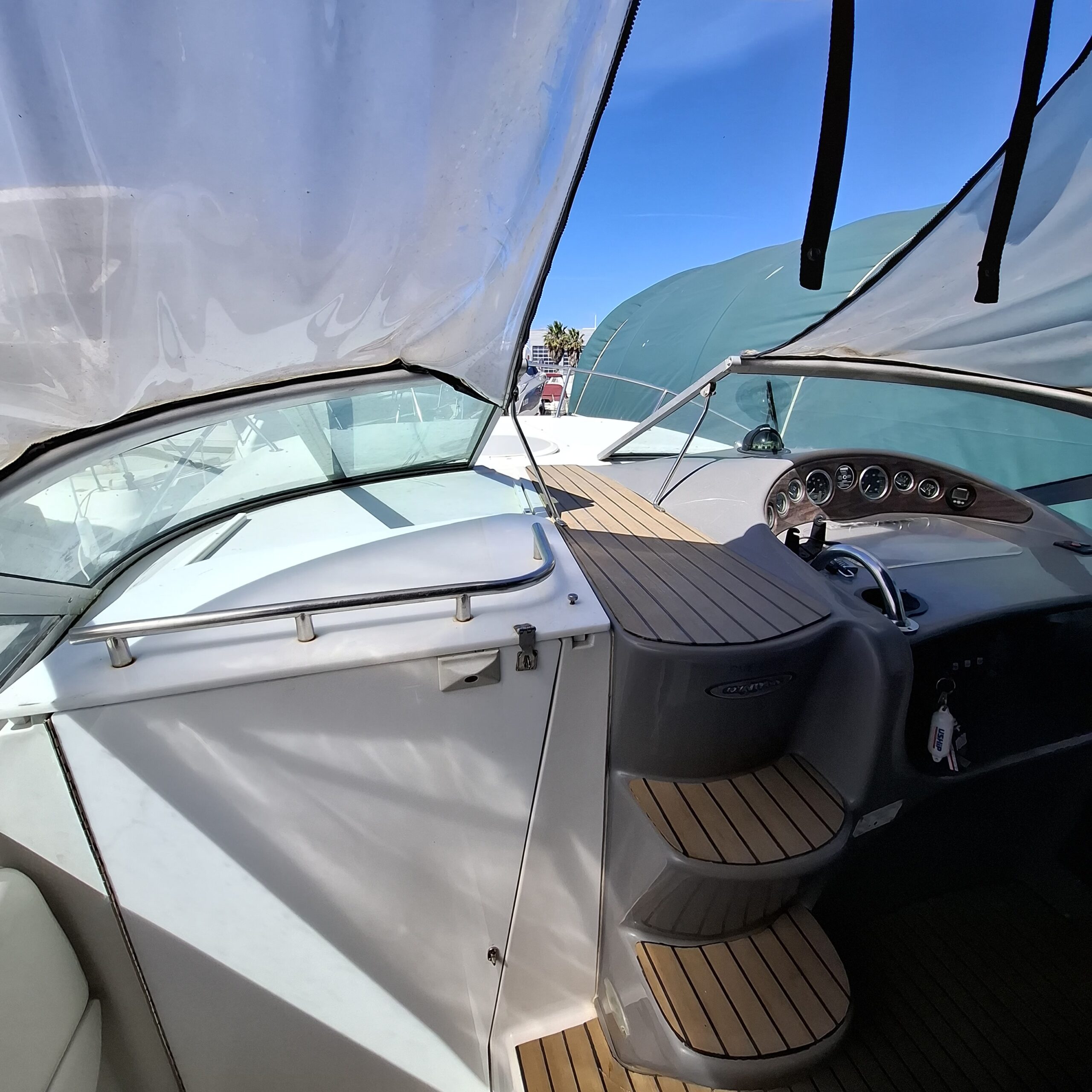 Four Winns 268 vista – Volvo Penta 5.0 GI 245 cv
