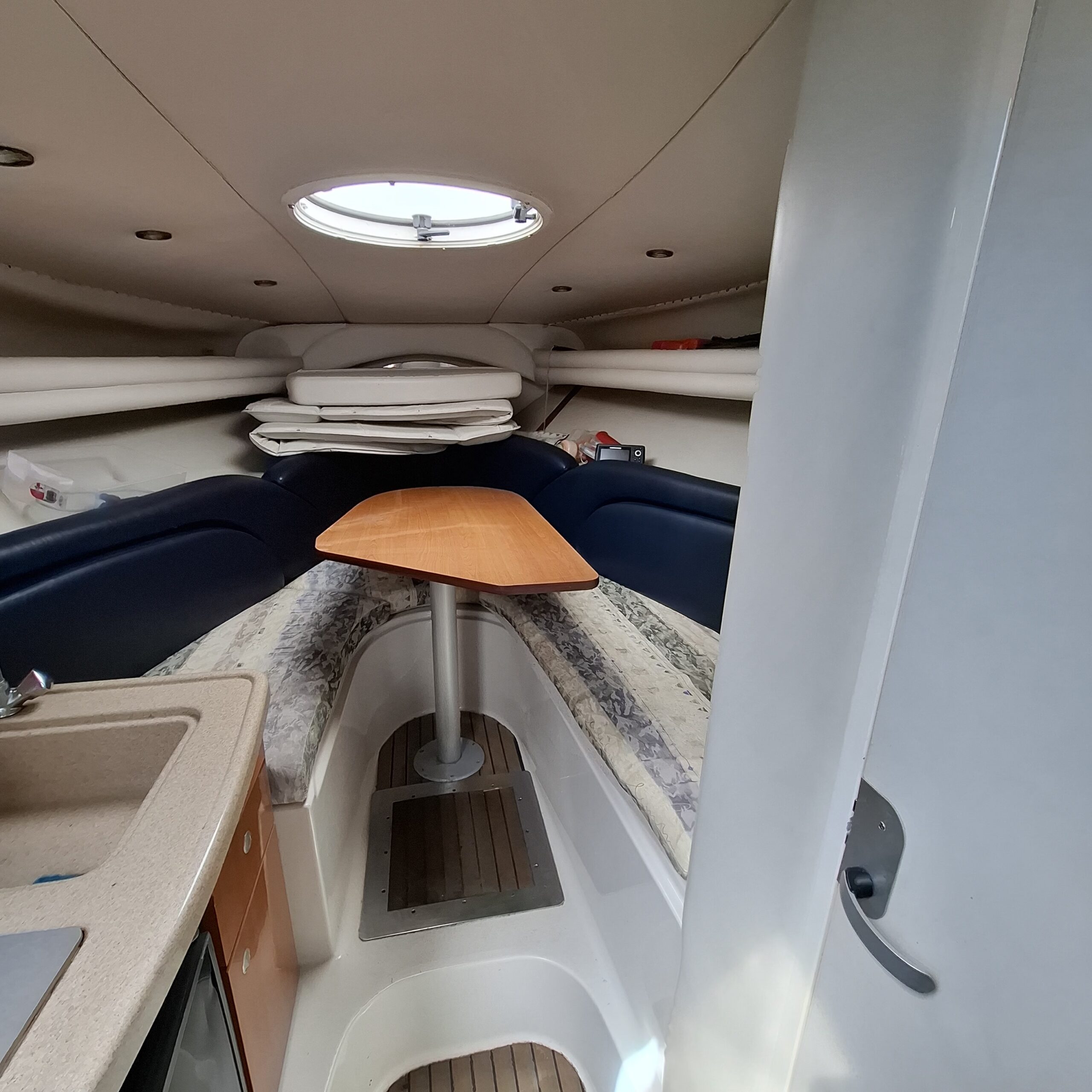 Four Winns 268 vista – Volvo Penta 5.0 GI 245 cv