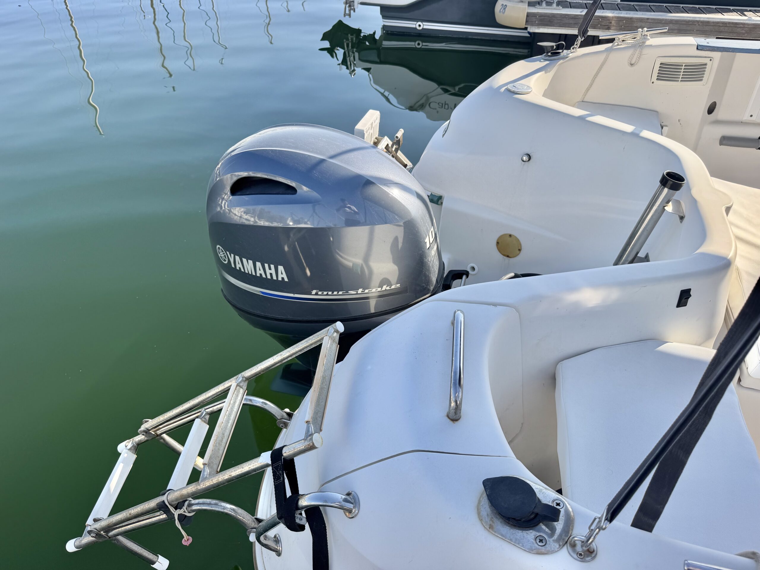Quicksilver 580 pilothouse – 100cv Yamaha