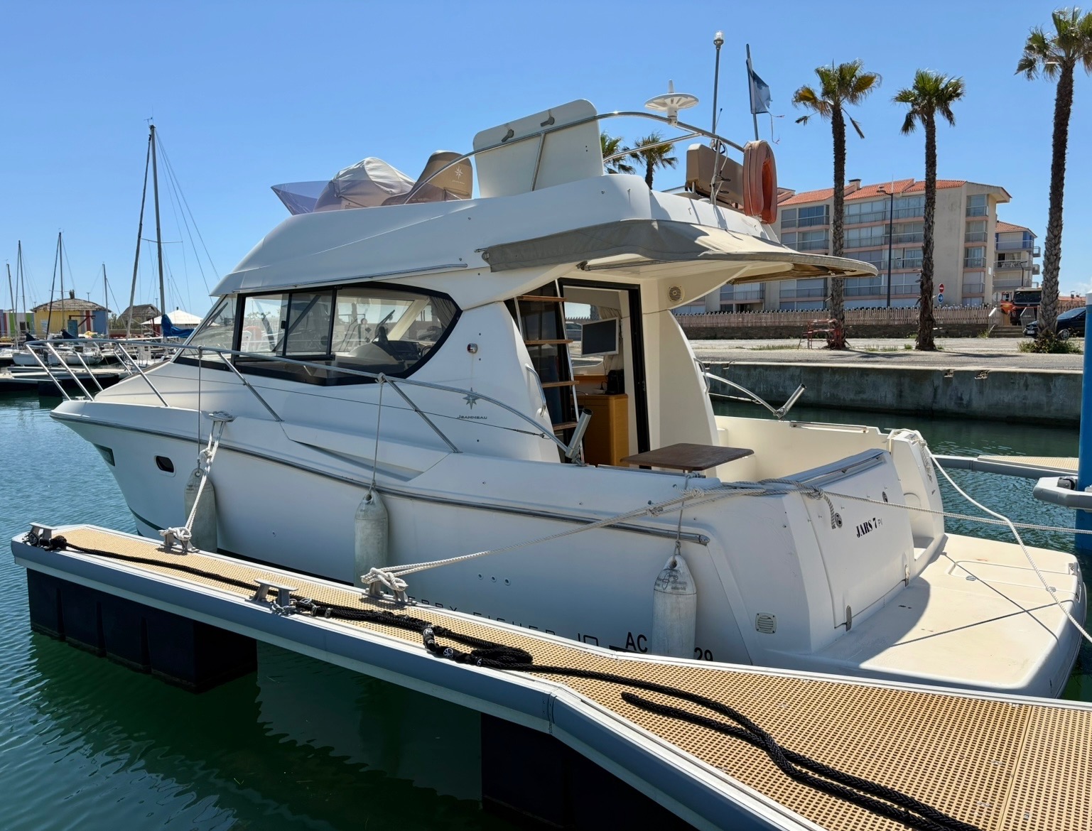 Jeanneau Merry Fisher 10 Fly – 2011
