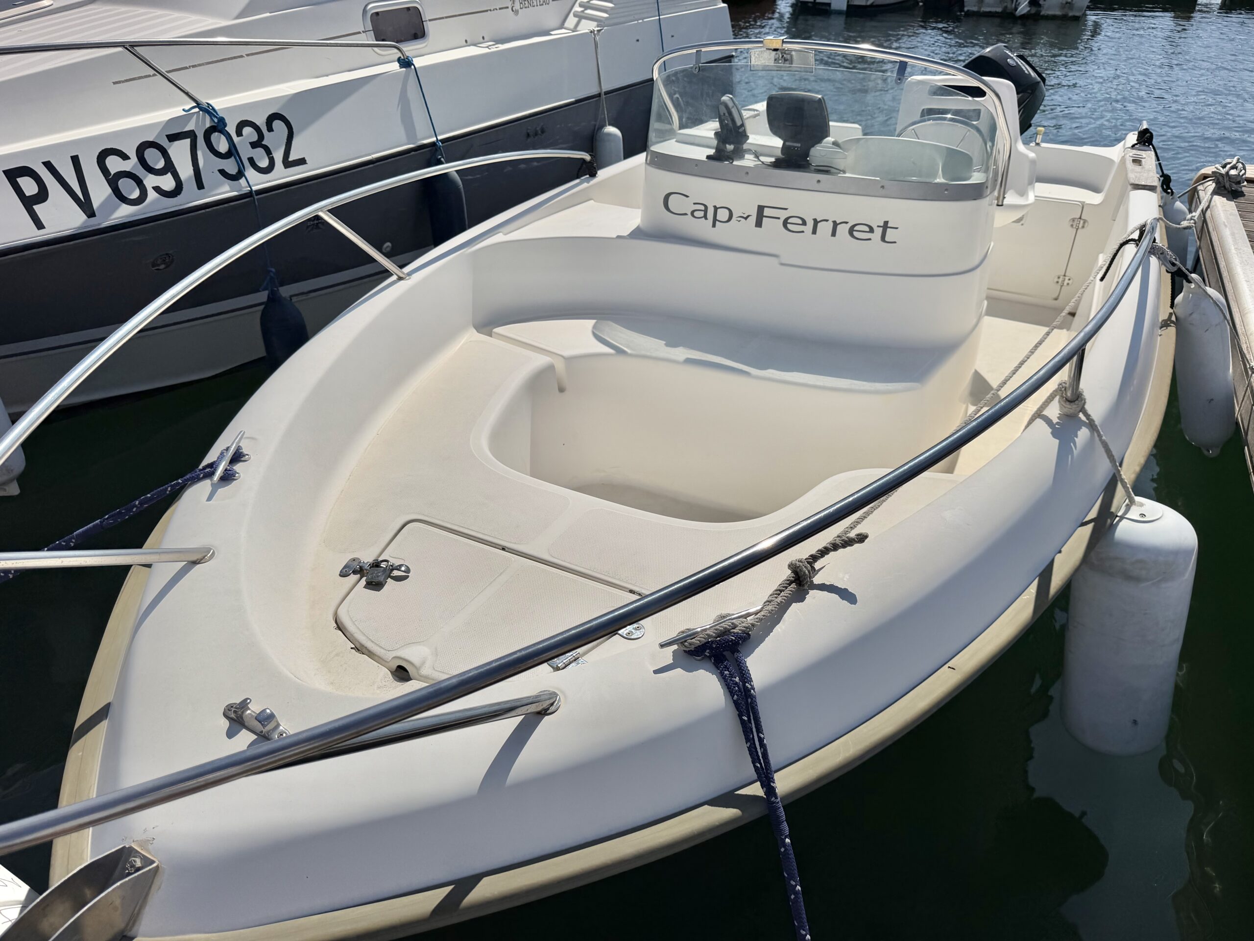 B2 Marine Cap Ferret 502 Open – Mercury 50cv 2024
