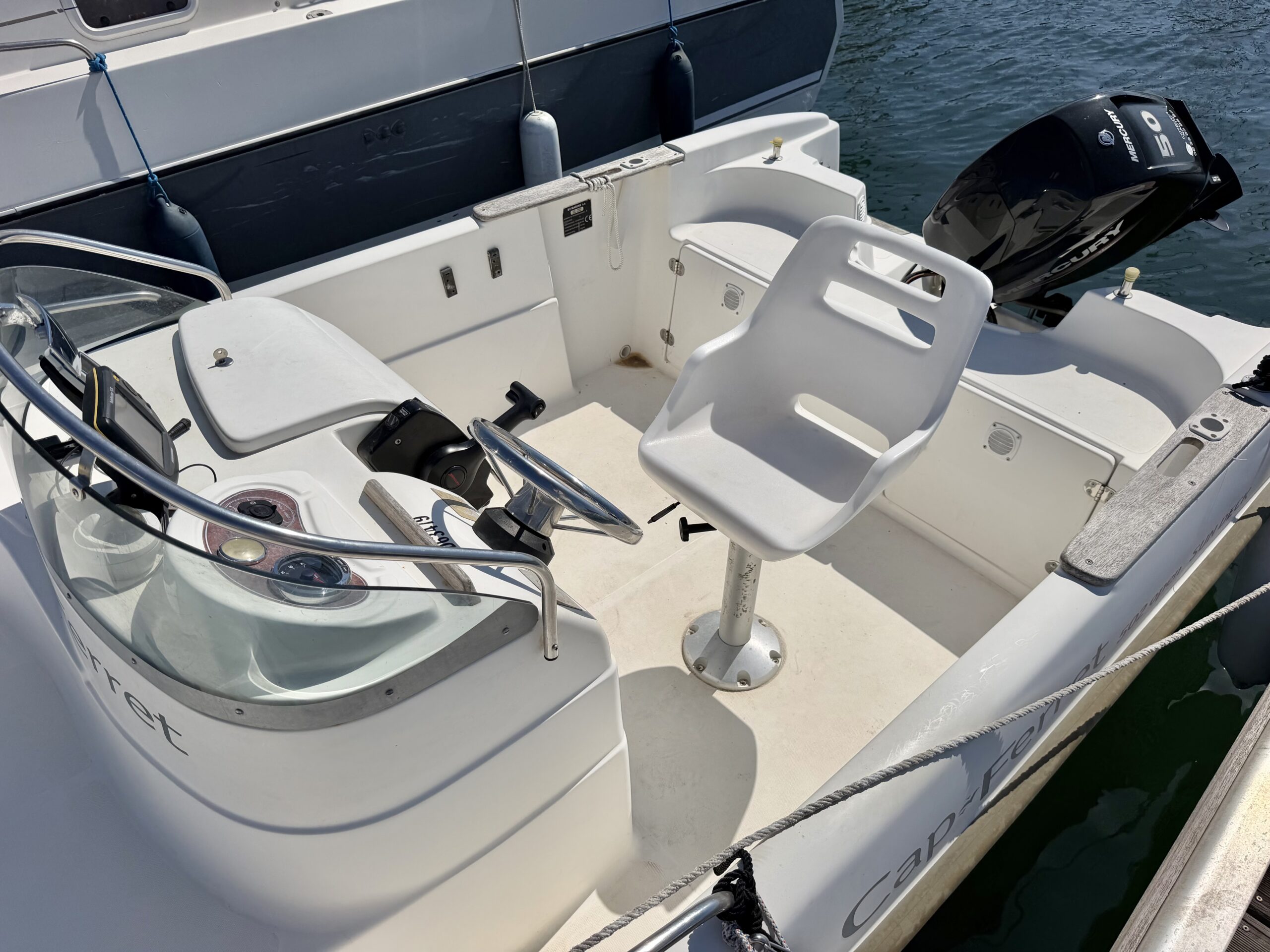 B2 Marine Cap Ferret 502 Open – Mercury 50cv 2024